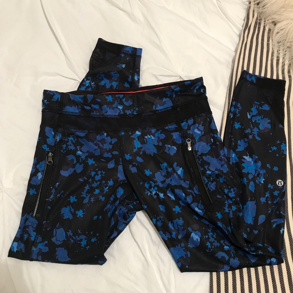 Lululemon Printed Leggings with Zipper Pockets
